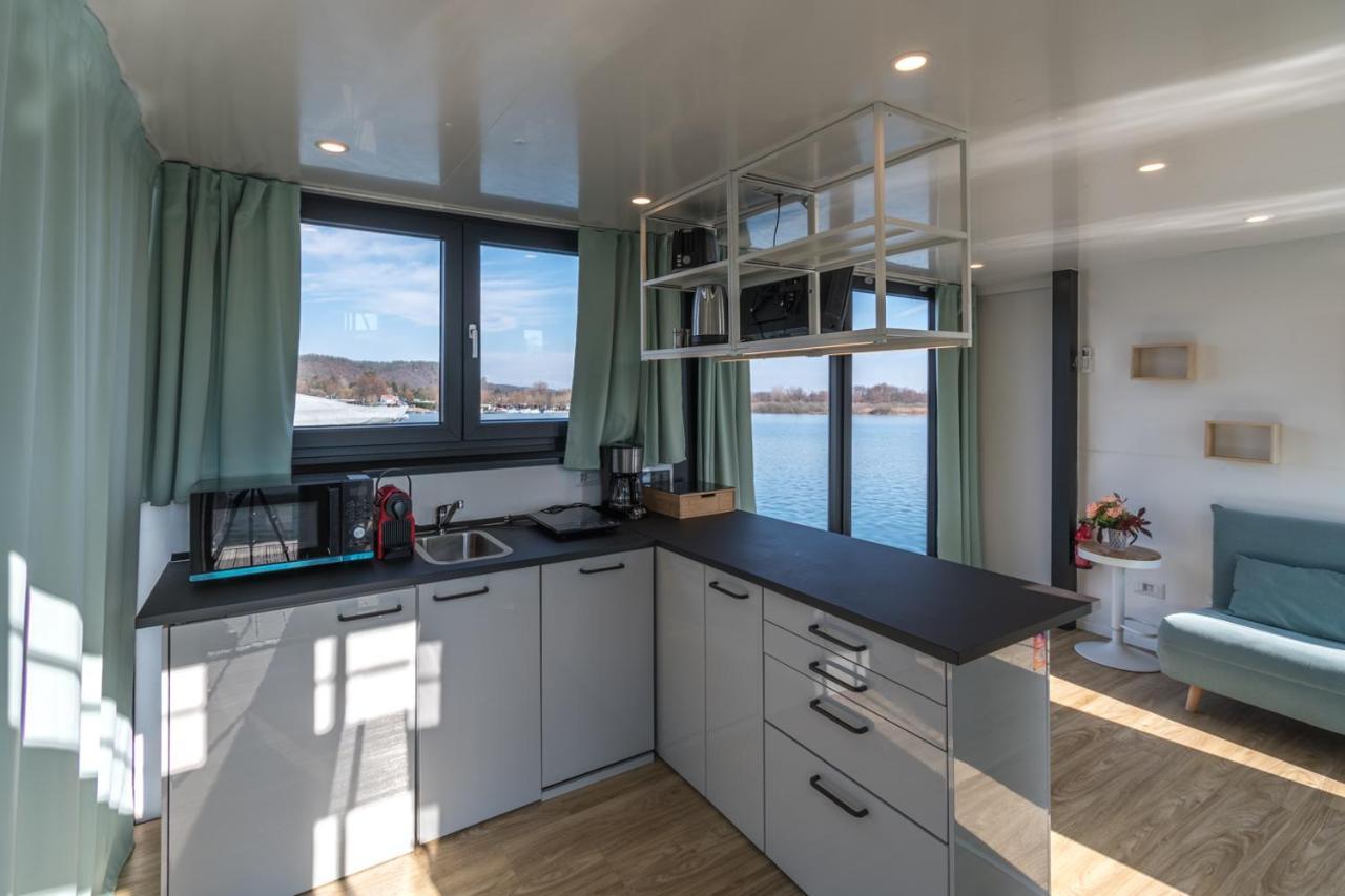 فندق La Dolce Vita House Boat Lisanza المظهر الخارجي الصورة