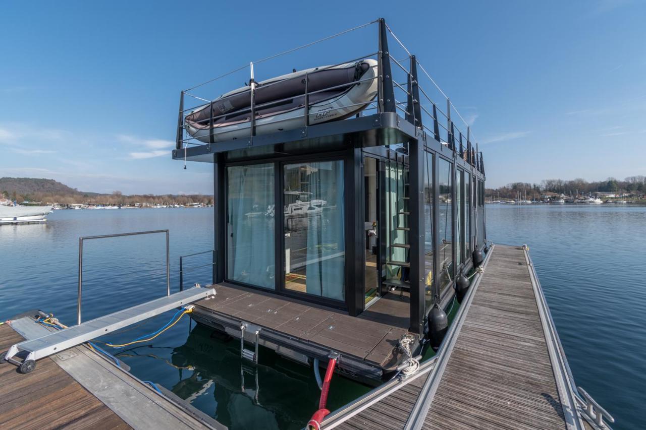 فندق La Dolce Vita House Boat Lisanza المظهر الخارجي الصورة